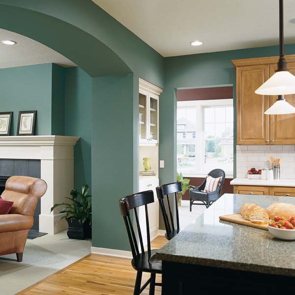 Picking the Perfect Picture Light and Wall Paint Design